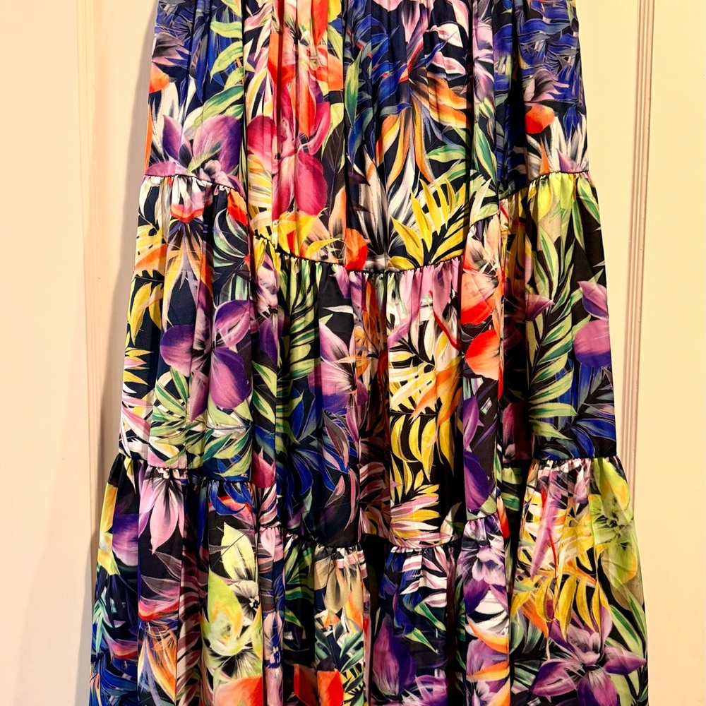 EUC Elie Tahari Vibrant Floral Maxi Skirt - Size L